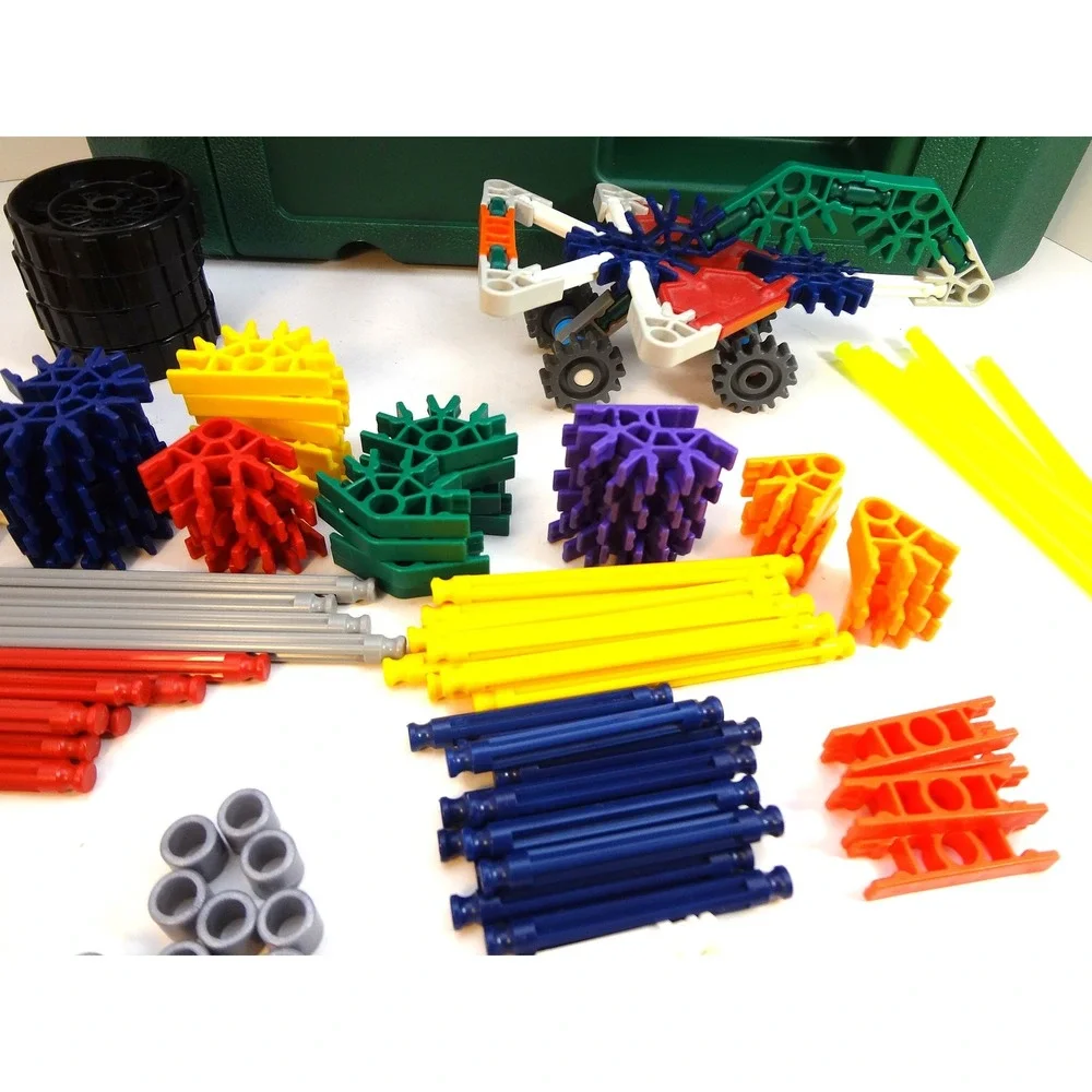 K'NEx Building Toy Set Construction Kit‎ Storage Case and Assorted Pieces